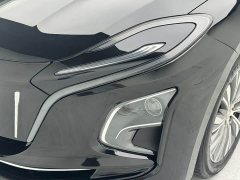 Hongqi E-QM5 620km PLUS - фото 5