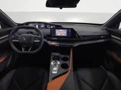 Changan UNI-V 1.5T Version - фото 5
