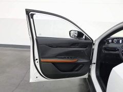 Changan UNI-V 1.5T Version - фото 8