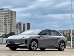 FAW EH7 640 AWD Edition - фото 1
