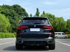 BMW X5 xDrive40i M - фото 5