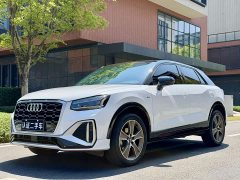 Audi Q2L 35 TFSI luxury and dynamic - фото 1