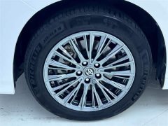Toyota Alphard 2021 Hybrid 2.5L Luxury - фото 11