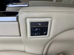 Toyota Alphard 2021 Hybrid 2.5L Luxury - фото 17