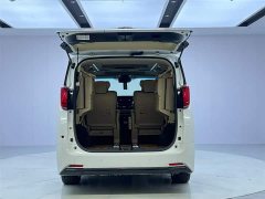 Toyota Alphard 2021 Hybrid 2.5L Luxury - фото 8