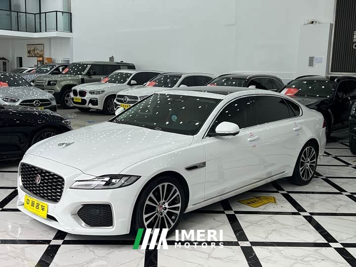 Jaguar XFL 2023 XFL 2.0T P250 two-wheel drive exclusive luxury version - автомобиль из Китая