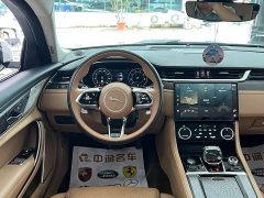 Jaguar XFL 2023 XFL 2.0T P250 two-wheel drive exclusive luxury version - фото 7