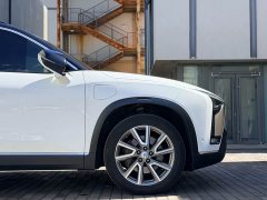 NIO ES8 2020 580KM six-seater version - фото 6