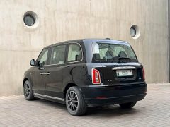 BMW LEVC TX 2022 TX5 Extended Range Space Enjoyment Edition - фото 9