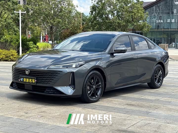 Changan NE 1.5T GDI DCTDeluxe Version - автомобиль из Китая