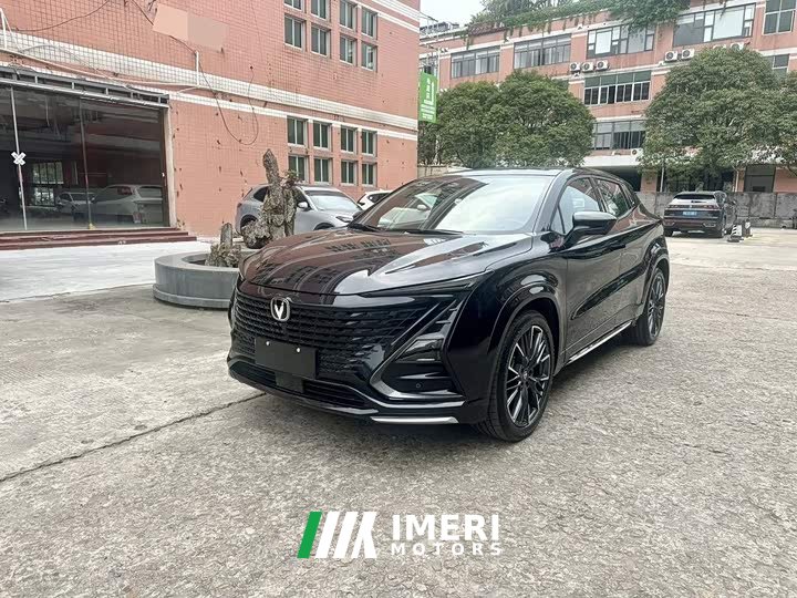 Changan UNI-T 1.5T Premium Version - автомобиль из Китая