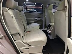 Lynk & Co Touron 2025 Touron Pro 450TSI four-wheel drive vertical version - фото 12