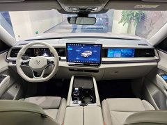 Lynk & Co Touron 2025 Touron Pro 450TSI four-wheel drive vertical version - фото 13