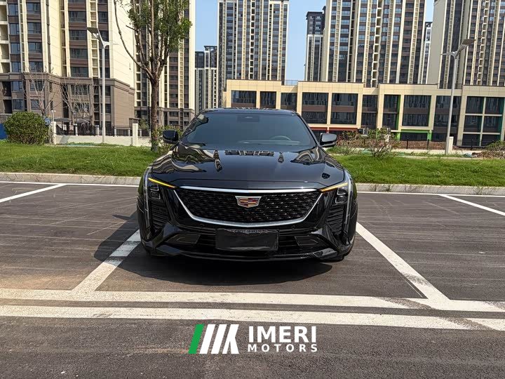 Cadillac CT5 28T Edition - автомобиль из Китая