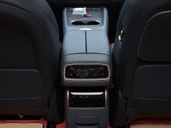 Lynk & Co eπ008 210Max extended range version 6 seats - фото 13