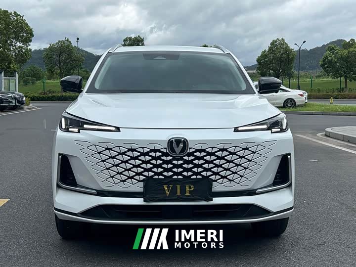 Changan CS55PLUS 1.5T DCTPremium Version - автомобиль из Китая