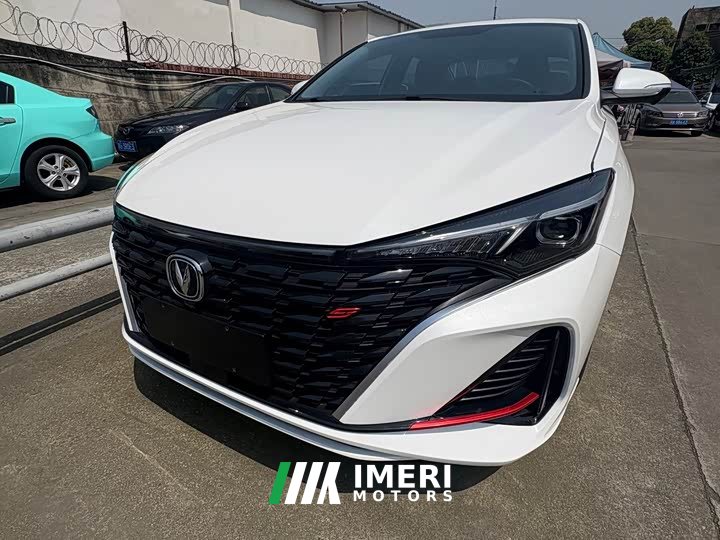 Changan Edition PLUS NE 1.4T GDI DCTPremium Edition - автомобиль из Китая