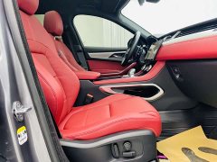 Jaguar F-PACE P250 R-Dynamic SE - фото 16