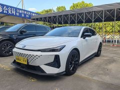 Changan UNI-V 1.5T Premium Version - фото 1