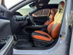 Changan UNI-V 1.5T Premium Version - фото 11
