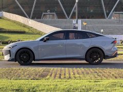 Changan UNI-V 1.5T Premium Version - фото 5