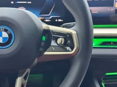BMW i5 xDrive 50L M - фото 16