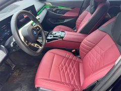 BMW i5 xDrive 50L M - фото 8