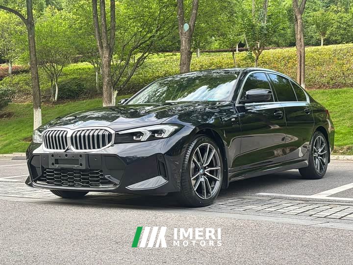 BMW 3 Series 2023 320i M Sports Package - автомобиль из Китая