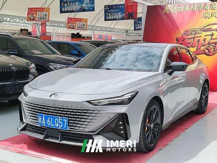 Changan UNI-V 1.5T Premium Version - автомобиль из Китая