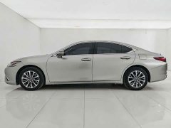 Lexus ES 200 Edition - фото 7