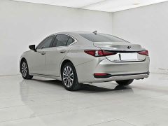 Lexus ES 200 Edition - фото 9