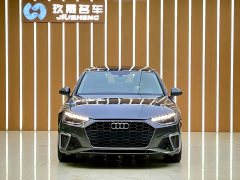 Audi A4L 40 TFSI Luxury Version - фото 1