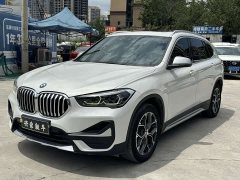 BMW X1 sDrive20Li Deluxe Version - фото 1