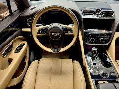Bentley Bentayga 4.0T V8 long wheelbase version - фото 11