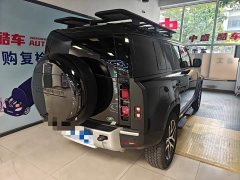 Land Rover 110 3.0T P400 Edition - фото 4