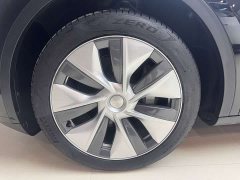 Tesla Model Y Edition - фото 7