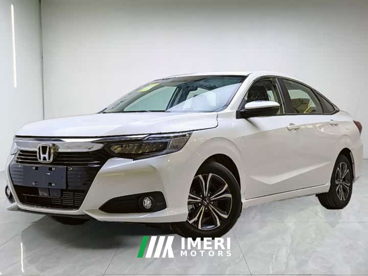 180Turbo CVTSmart Edition - автомобиль из Китая