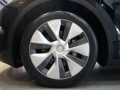 Tesla Model Y Edition - фото 17