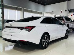 Mercedes-Benz 1.5L CVT LUXPremium Edition - фото 17