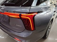 Hongqi E-HS9 690km Edition - фото 8