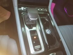 Hongqi H5 PHEV 170 Edition - фото 14