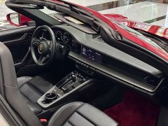Porsche 911 Targa 4 3.0T - фото 11