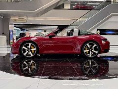 Porsche 911 Targa 4 3.0T - фото 6