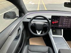 Tesla Model Y Edition - фото 10