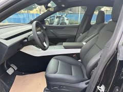 Tesla Model Y Edition - фото 4