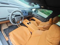 Li Auto i8 Edition - фото 6