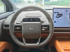 Li Auto i8 Edition - фото 7