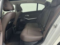 BMW 3 320Li M - фото 9
