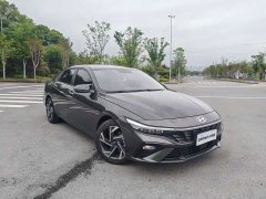 Lexus Elantra 2023 1.5L CVT GLX Elite Edition - фото 3