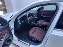 BMW 3 Series 320Li M Sports Package - фото 8